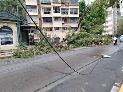 Seven Bunglow, Andheri West
