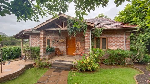 Cozy Cottage, Hadshi