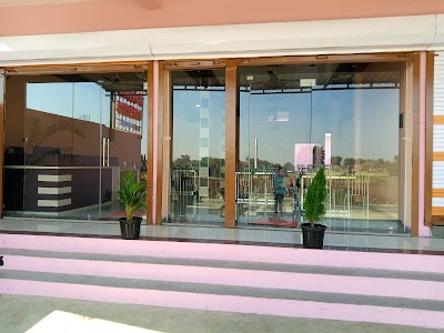 Rukmani family restaurant