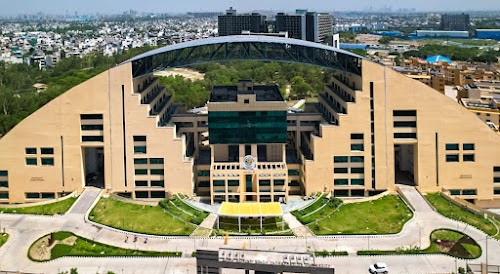 University School of Automation and Robotics USAR