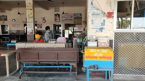 Ladi Hotel & sharma janaral stora