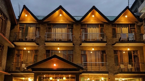 Hotel Grand Welcome, Manali