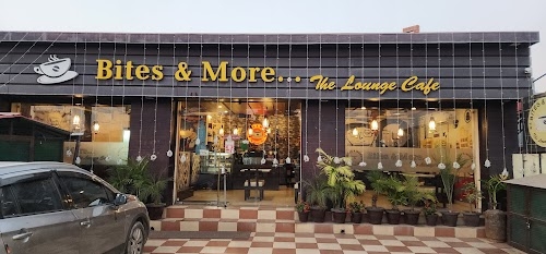 BITES & MORE... The Lounge Cafe