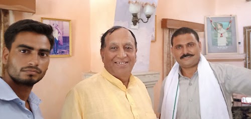 दिगम्बर तुहिराम घर