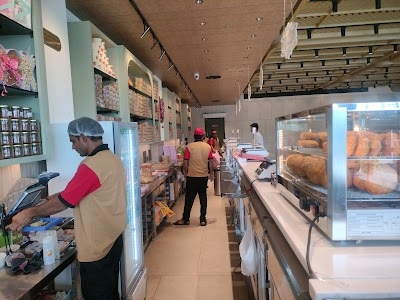 RK SWEET AND RESTAURANT