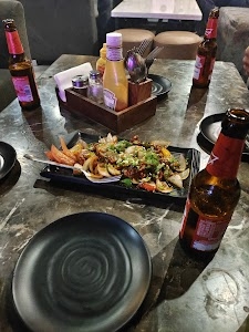 Circle Garden Cafe and Lounge