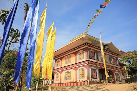 Hotel Kanchan View | Hotels in Bermiok | West Sikkim Tour