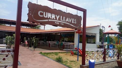 HOTEL CURRY LEAVES