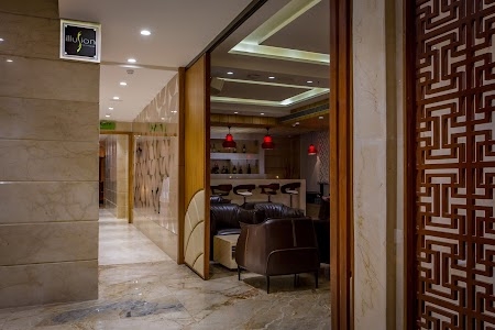 Cafe Lounge Clarks Inn Suites - 12 Hours