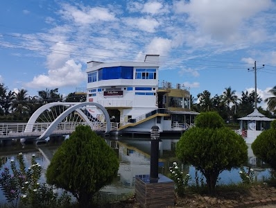 Lake View Resort