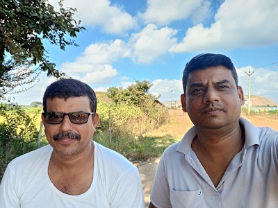 BAHARUL SAMOSAWALA KI DUKAN