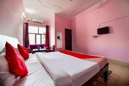 OYO 72673 Sk Rooms