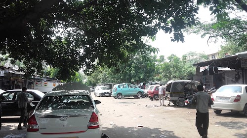Motor Market, Sector 48