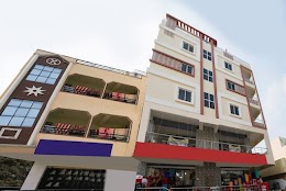 OYO 69483 Hotel Dsr Residency