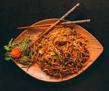 BALI GROUP OF CHINESE FAST FOOD