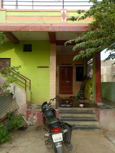 Hole Alur