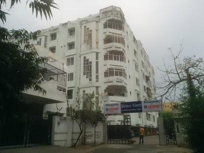 Palace Court Apartment