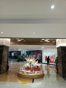 Amanora Mall