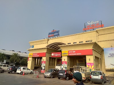 Reliance Mall