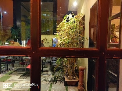 Handi Restaurant