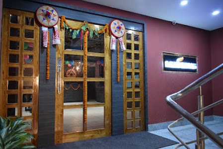 Maihang: Ethnic Restaurant