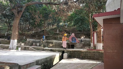 Jathari Matta Mandir Karol Pariwar
