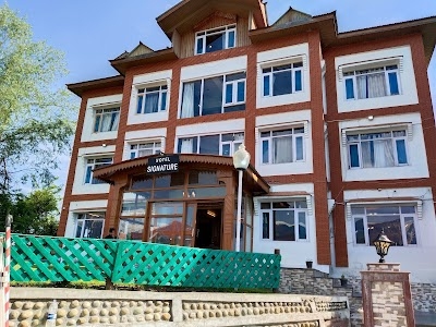 Hotel Signature