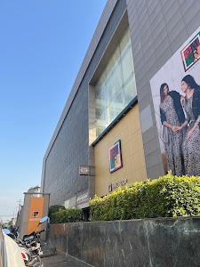 Golden Trade Centre