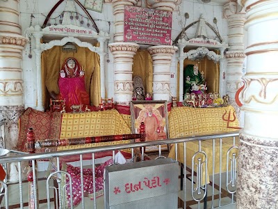 Ravi Randal Maa Dadva Gujrat kuva (well) thi pragtela
