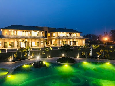 Club Regal and Resort