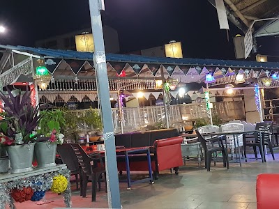 London Cafe BARDOLI INDIA