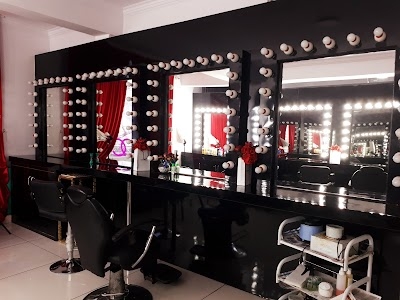 Innovative Cure Beauty Salon & Academy, Gomti Nagar, Lucknow