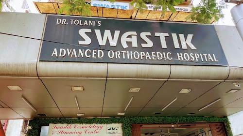 Swastik Advanced Orthopaedic Hospital | Dr. Kamal Tolani | Fractures | Spine | Knee Replacement | Orthopaedic Surgeon | Bone Doctor