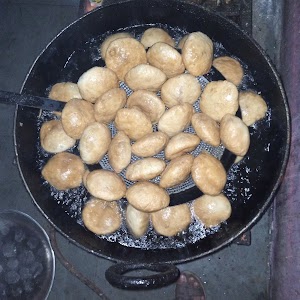 Gurukrapa (गुरुकृपा होटल रेस्टोरेन्ट)Guest House