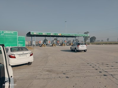 Pundri toll plaza
