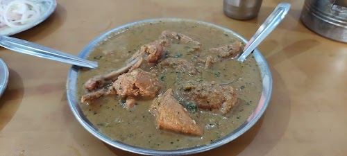 Shama Restaurant Lal Kua