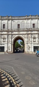 Khambhaliya gate