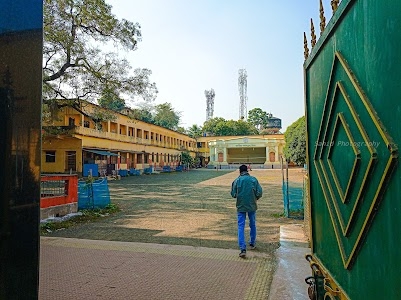 Nalhati Hariprasad High School