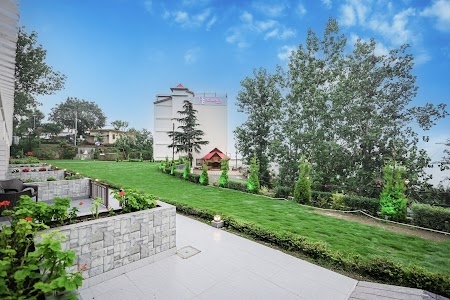 Treehouse M A R S Valley View