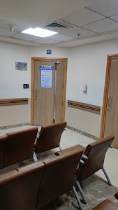 Dr Ullas Batra
