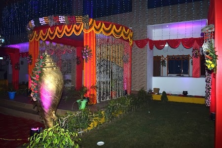 Dizer Yard Guest House डिजायर यार्ड