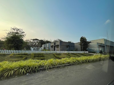 Wadhwa Wise City