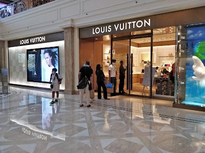 Louis Vuitton New Delhi 2 Emporio