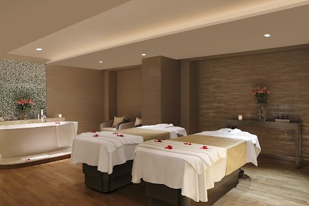 Pullman Spa & Salon