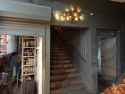 CAFE TREE TOP