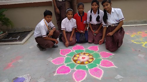 IITians Public School
