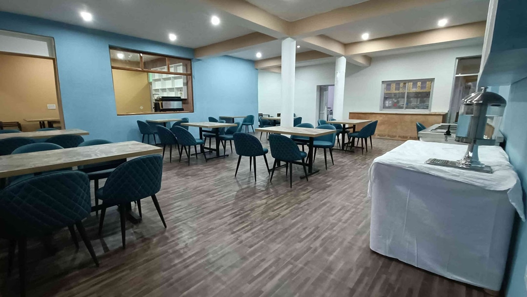 THE FLAVOURS CAFE AND RESTAURANT