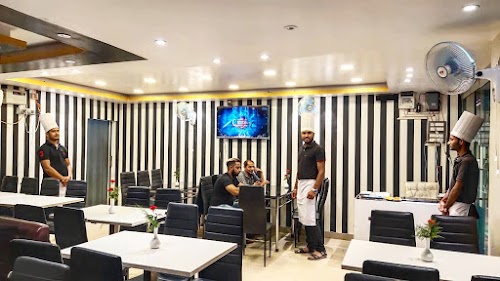 Hoichoi Cafe & Restaurant