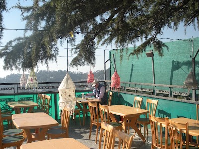 Mcllo Beer Bar and Restaurant