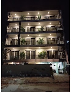 Flora Residency